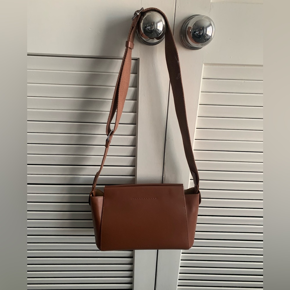 Everlane mini form bag